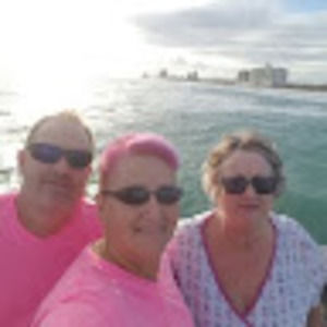 Meet your Posher, Shana